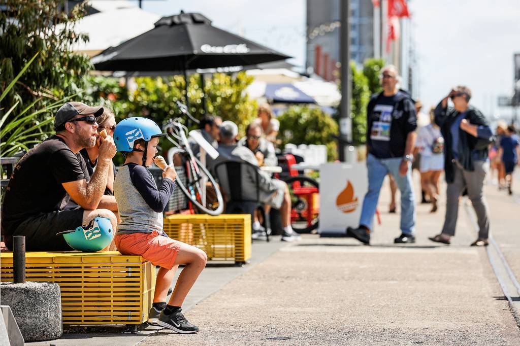 NOVA REALIDADE - Nova Zelândia: o país desistiu de plano Covid-19 zero depois de registros de casos em lockdown -