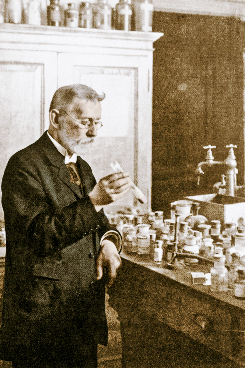 PAI DA QUÍMIO - Paul Ehrlich: prêmio Nobel de Medicina, ele buscava a “bala mágica” que atuaria apenas em células doentes -