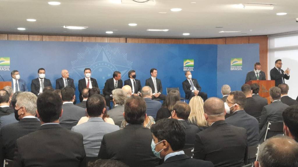 Edital TRF-6: como se inscrever para concurso com salários de até R$ 13,9 mil