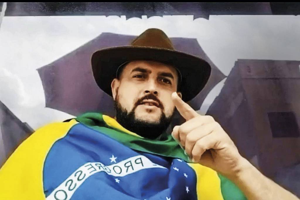 ZE-TROVAO-CAMINHONEIRO-2.jpg INCITAÇÃO - Zé Trovão: o caminhoneiro ficou foragido quase dois meses -