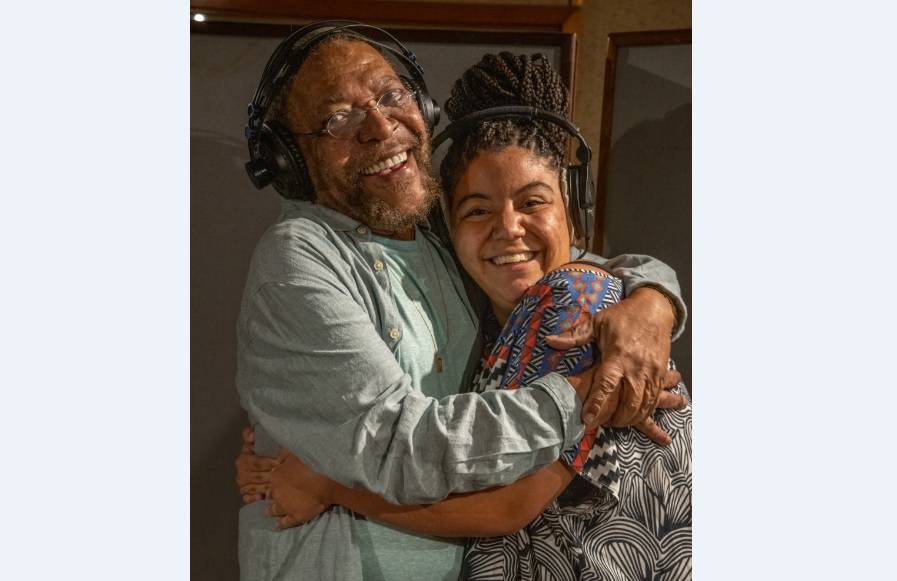 Em nova música, Martinho da Vila canta ao lado da caçula Alegria Ferreira