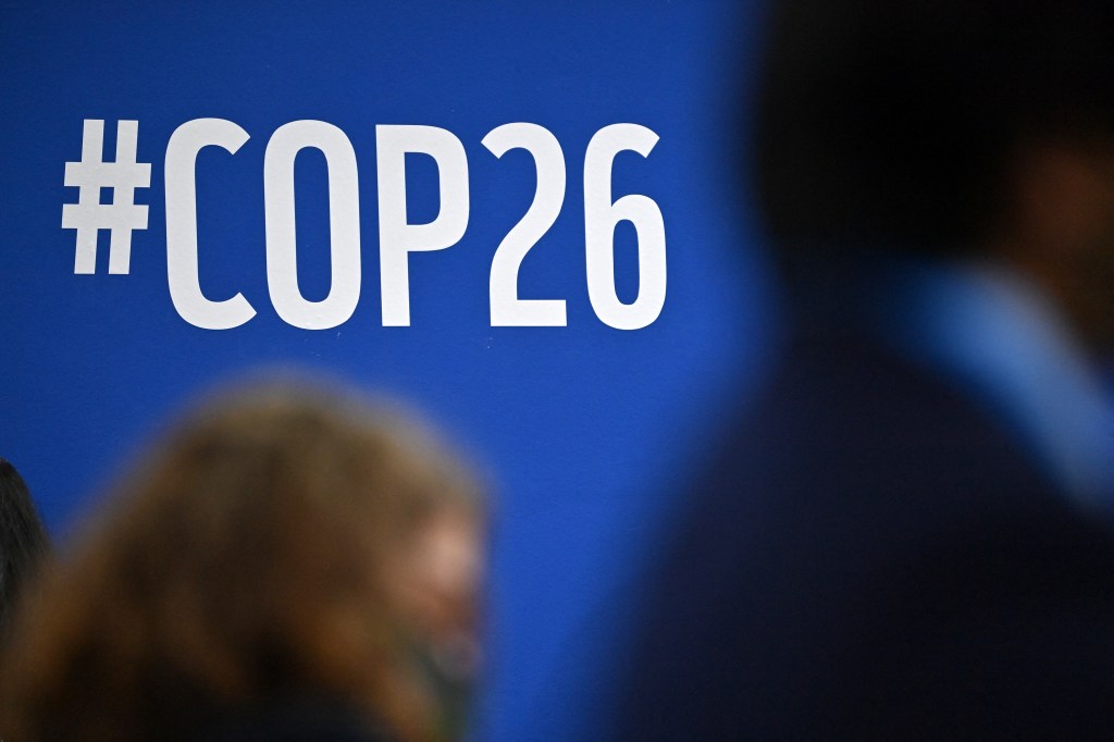 Painel da COP26 durante evento em Glasgow. 09/11/2021