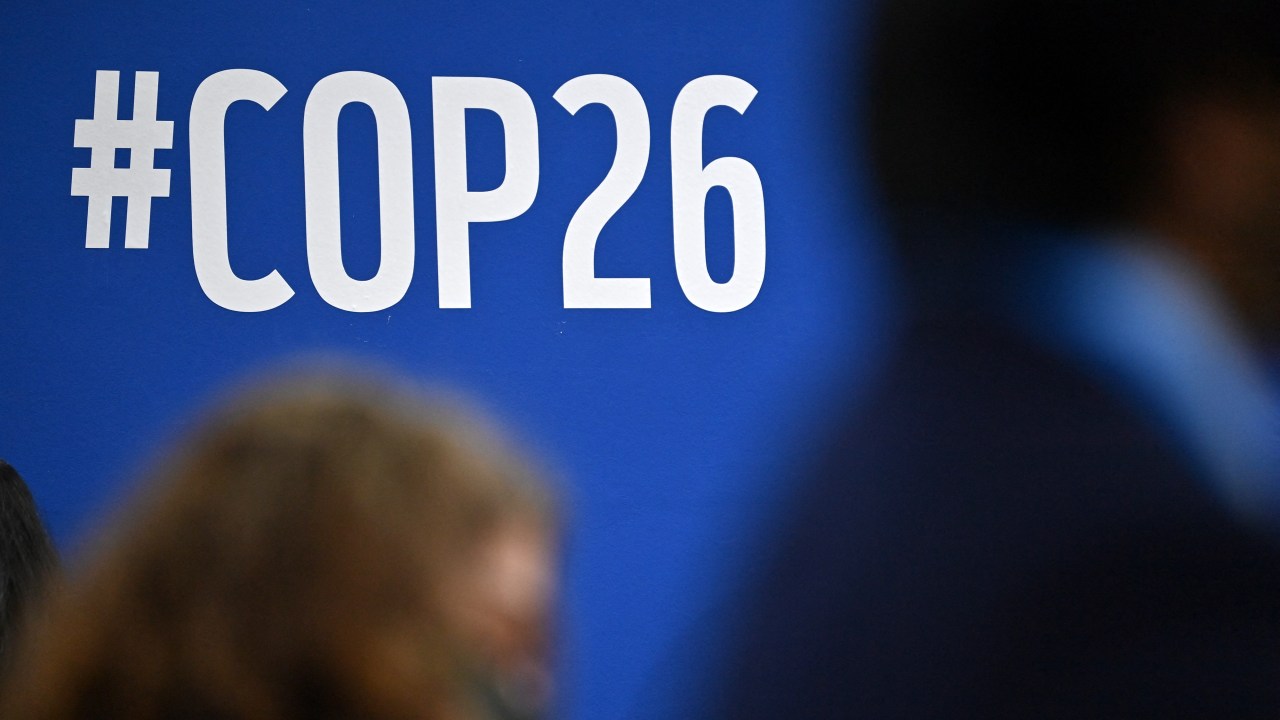 Painel da COP26 durante evento em Glasgow. 09/11/2021