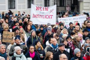 Áustria manifestação lockdown