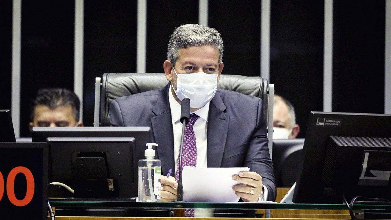 ESTOCADA - Arthur Lira: reclamações sobre projetos que ficam parados no Senado pela falta de articulação de Pacheco -