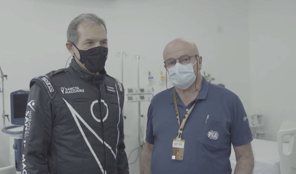 Dino Altmann, diretor-médico do GP de São Paulo de F-1, e Alain Chantegret, delegado-médico da FIA