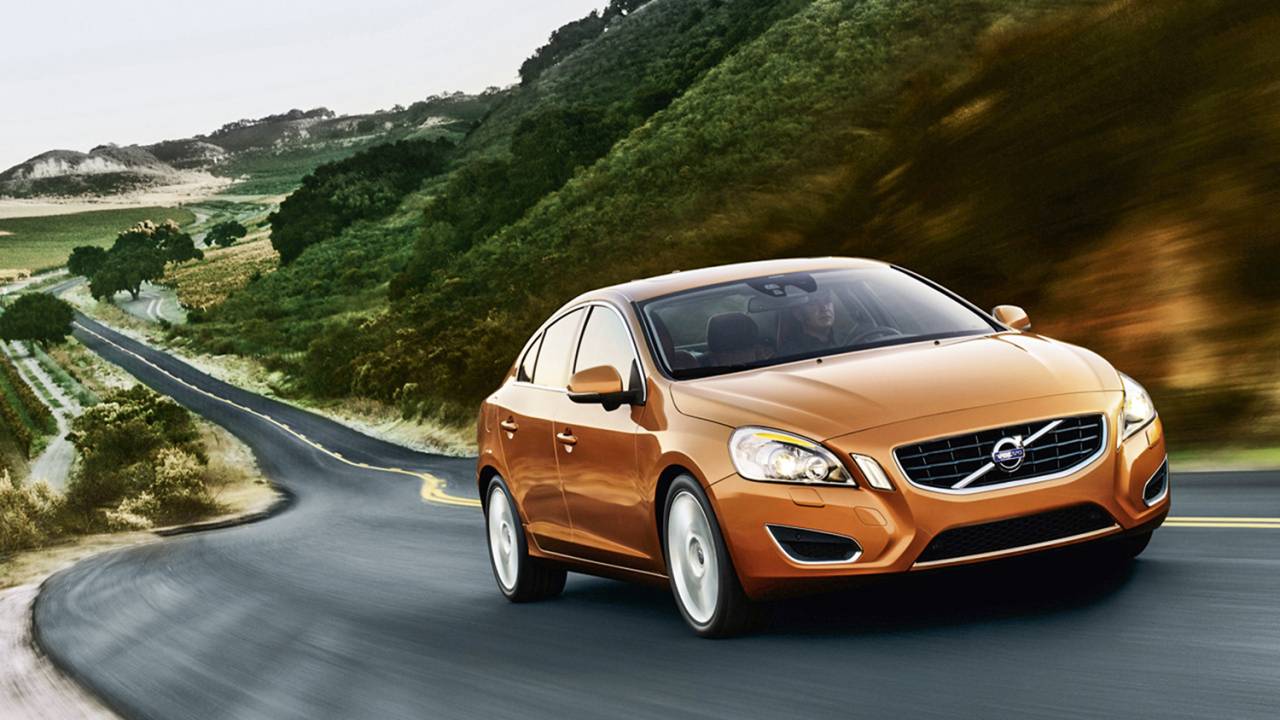 VOLVO S60 -