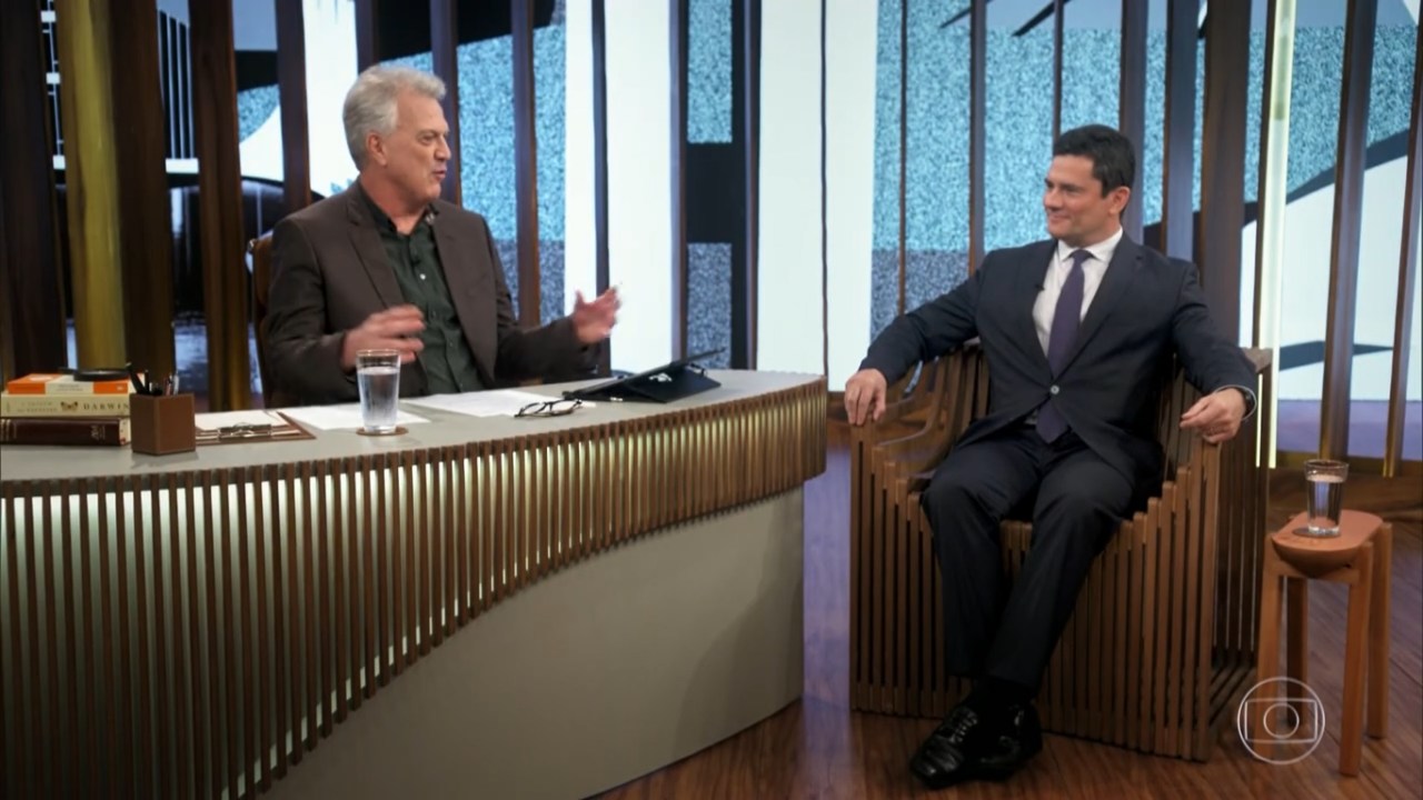 O então ministro da Justiça e Segurança Pública, Sergio Moro, concede entrevista ao jornalista Pedro Bial, em abril de 2019