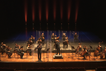 A Orquestra Sinfonica do Theatro Municipal do Rio de Janeiro celebra 90 anos -