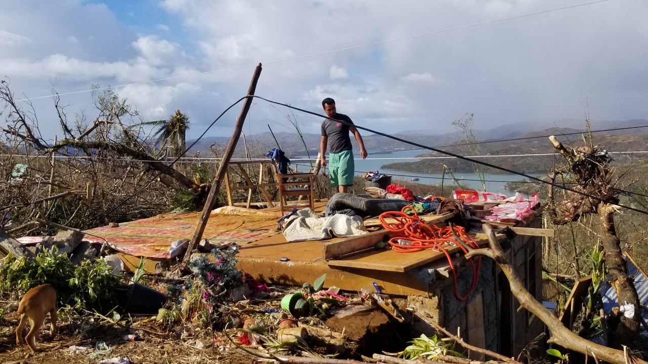 Imóvel destruído por tufão Rai nas Filipinas. 20/12/2021
