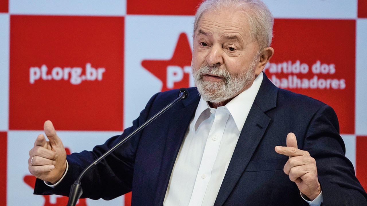 ESPELHO - Lula: assim como o filho Zero Um, o ex-presidente também se beneficiou de equívocos dos tribunais -