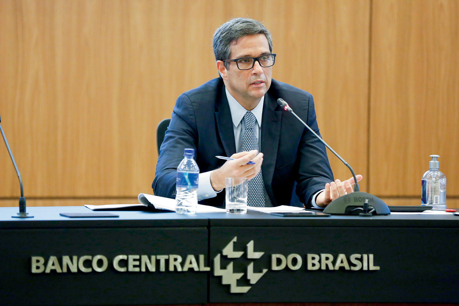 ESCALADA - Roberto Campos Neto, do BC: os juros a 2% duraram pouco, e devem superar os 10% no começo de 2022 -