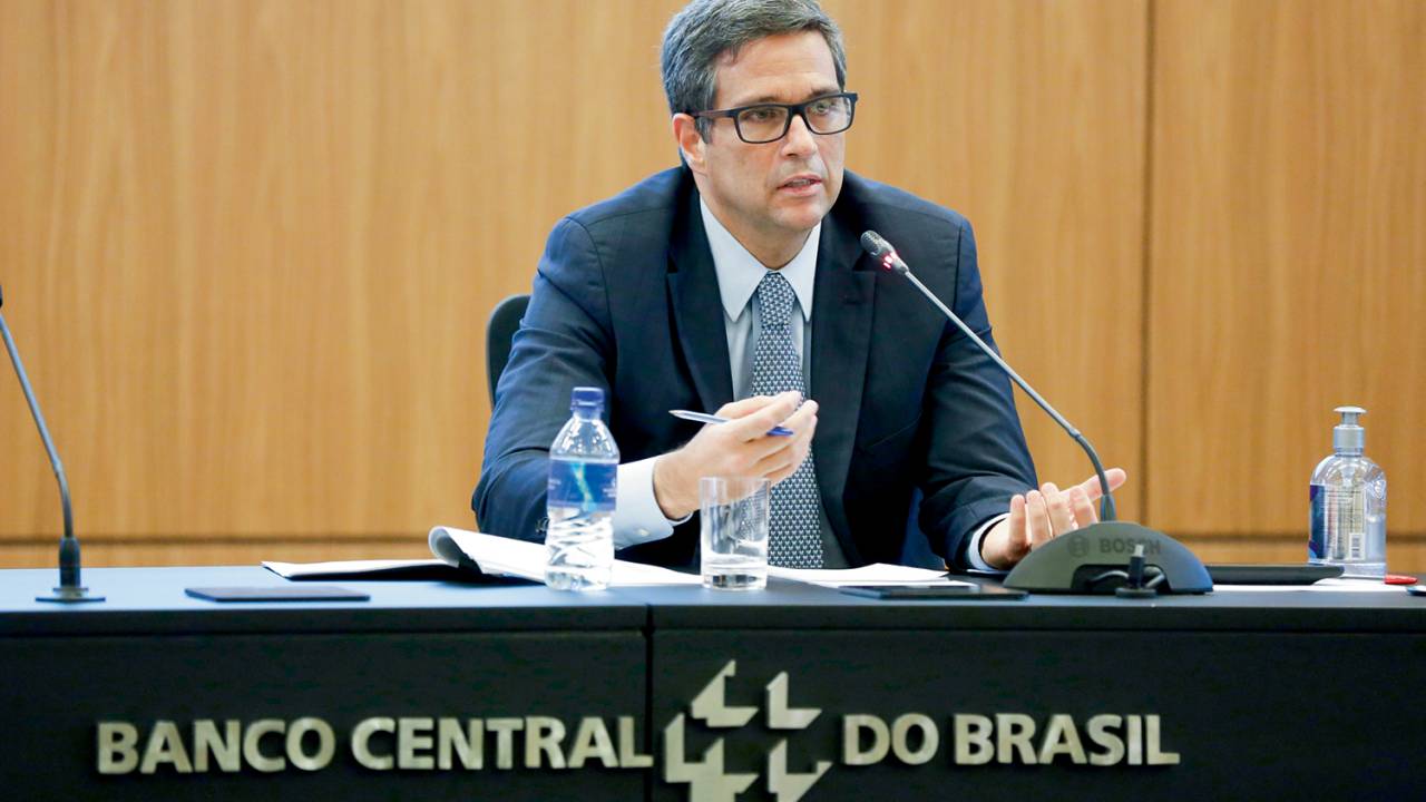 ESCALADA - Roberto Campos Neto, do BC: os juros a 2% duraram pouco, e devem superar os 10% no começo de 2022 -
