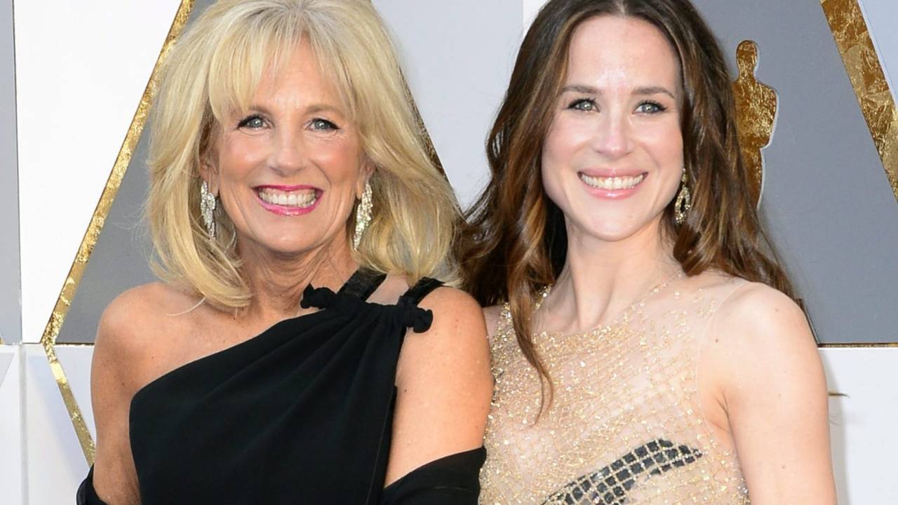 Jill Biden e Ashley Biden na cerimônia de entrega do Oscar de 2016 -