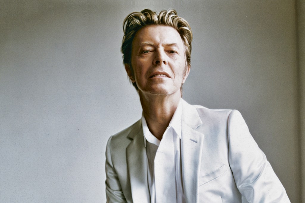 CAMALEÃO - Bowie: boxe póstumo com 131 músicas, incluindo um inédito álbum “perdido” -