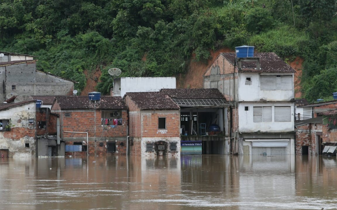 Inundação em Guandu, cidade baiana na região de Ilhéus