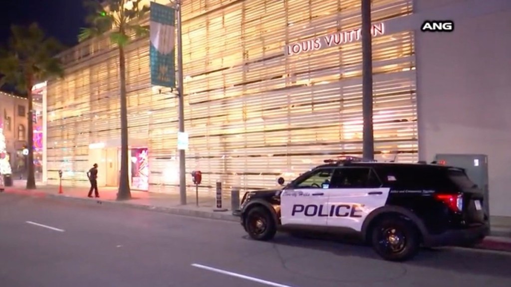 Loja da grife Louis Vuitton na avenida Rodeo Drive, em Los Angeles: segurança reforçada