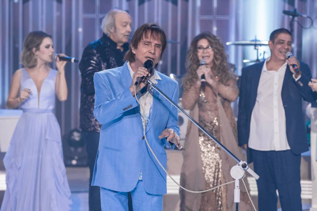 Por que o especial de Natal de Roberto Carlos foi tão melancólico