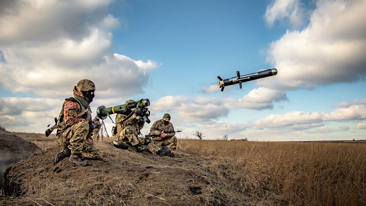 NA DEFESA - Exercício militar na Ucrânia: informações de que o Kremlin quer derrubar o presidente -