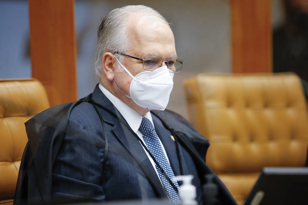 Bolsonaro traz desinformação que equivale a ‘mentira política’, diz Fachin