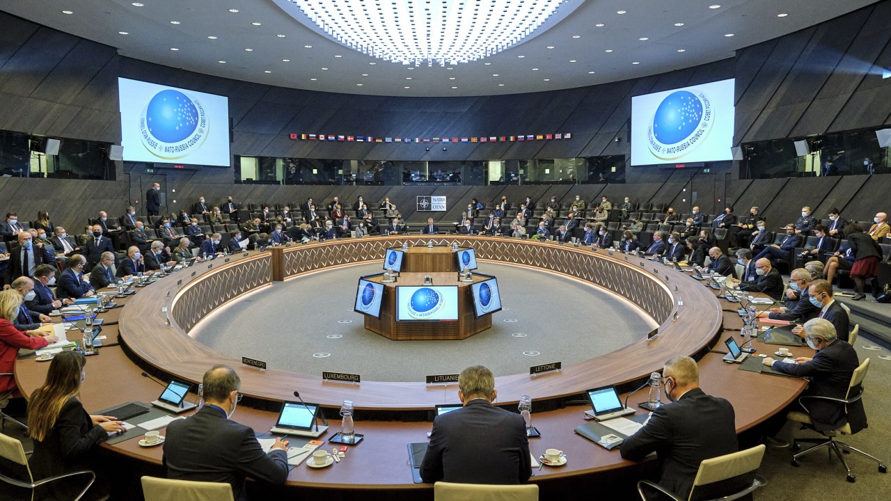 Reunião entre representantes da OTAN e da Rússia em Bruxelas nesta quarta-feira (12)