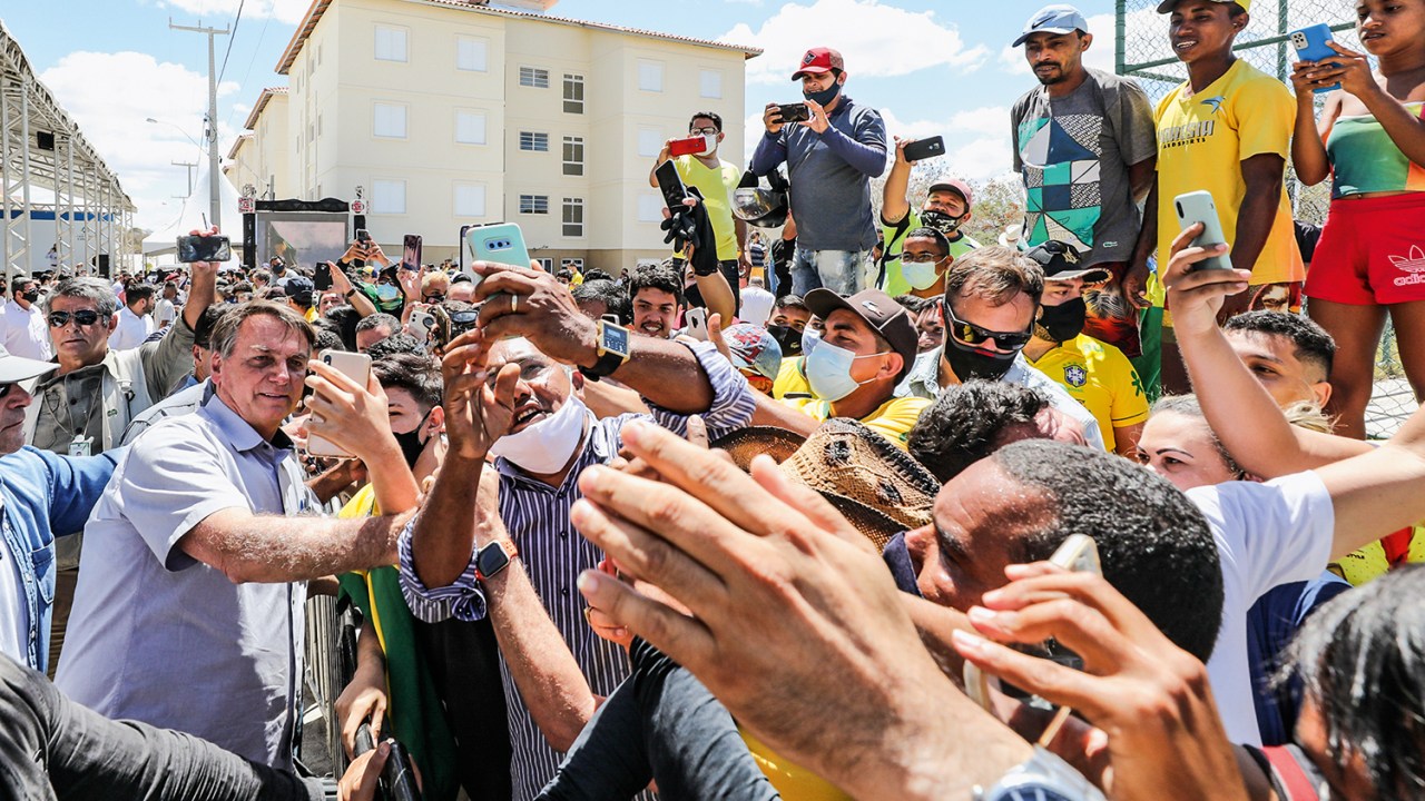 INVERSÃO - Bolsonaro: segundo a Brasmarket, de campeão de rejeição a líder de intenção de votos na Região Nordeste -