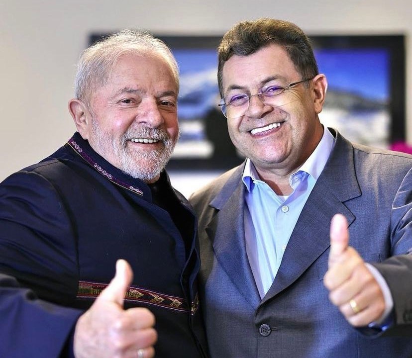 O ex-presidente Lula e o deputado estadual Emídio de Souza (PT)