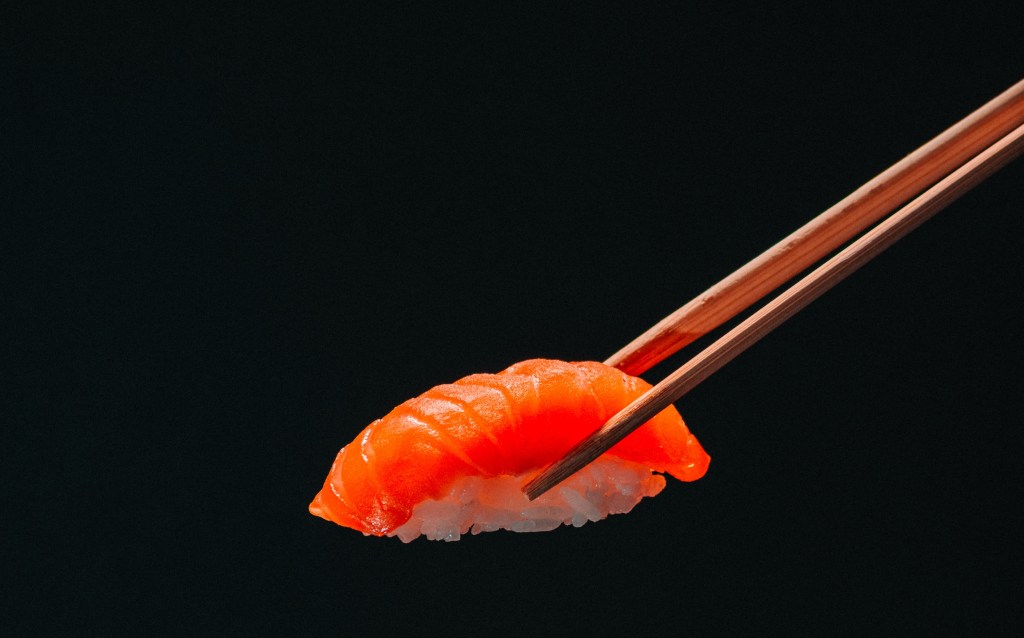Além da filiação básica, o Flyish Club oferecerá uma entrada vip para um bar de sushi de 14 lugares -