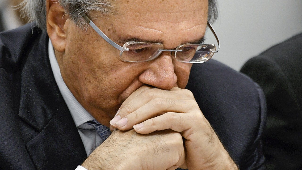 PERDA DE ESPAÇO - O ministro Paulo Guedes: sua agenda e influência ruíram -