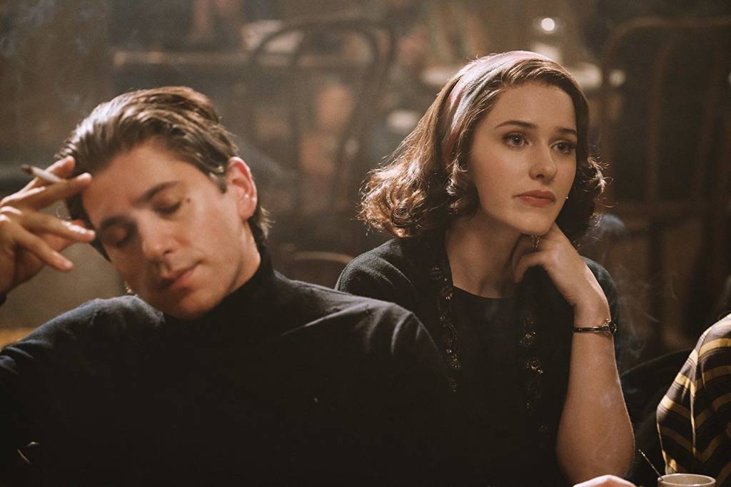 Michael Zegen e Rachel Brosnahan, na série 'The Marvelous Mrs. Maisel'