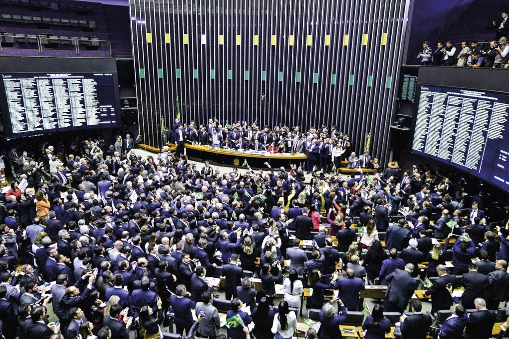 REFORMA-DA-PREVIDENCIA-CAMARA-DOS-DEPUTADOS-PLENARIO-VOTACAO-2019-120190710_0670.jpg VITÓRIA ISOLADA - Votação da Previdência: a aprovação, em 2019, não foi acompanhada de outras grandes reformas -