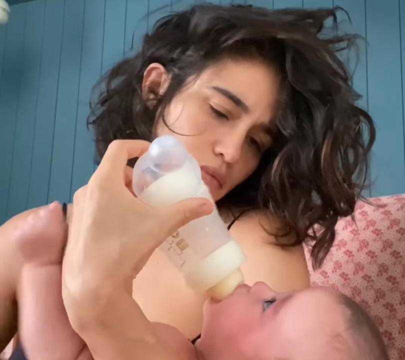 nanda costa e a filha