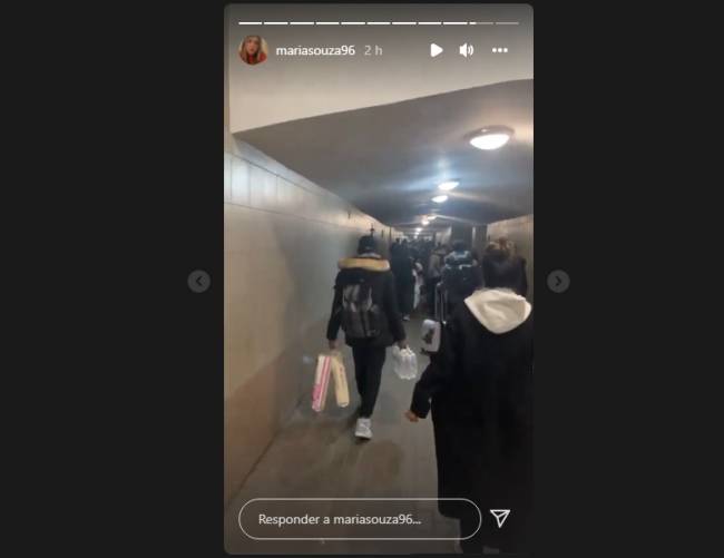 chegada trem Esposa do jogador Marlon Santos documentou a chegada à estação - Reprodução/Instagram