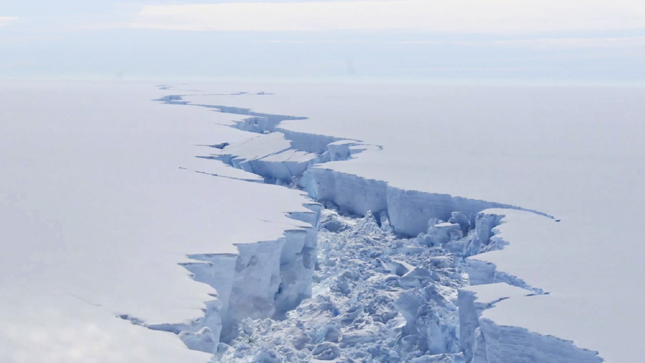 RUPTURA - Fenda aberta na Antártica: fenômenos como esse se tornaram cada vez mais comuns nos últimos anos -