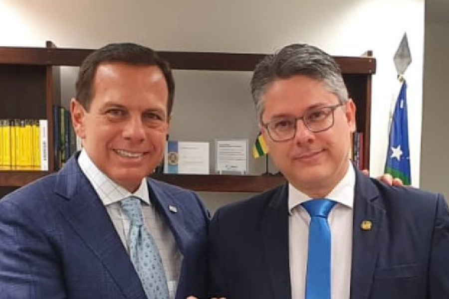 O governador de SP, João Doria, e o senador Alessandro Vieira