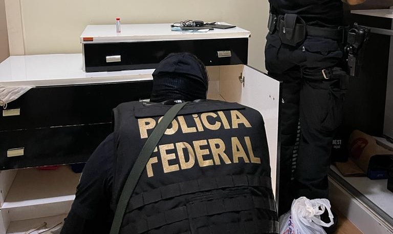 PF deflagra operação contra comércio de ouro e urânio