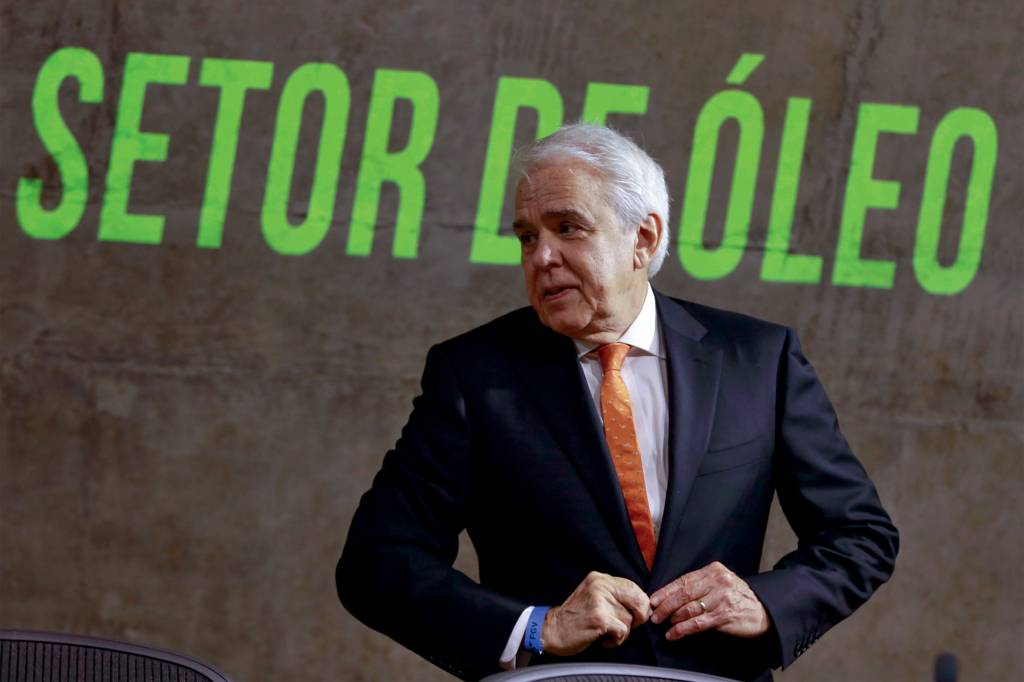 O presidente da Petrobras, Roberto Castello Branco, fala no Seminário 