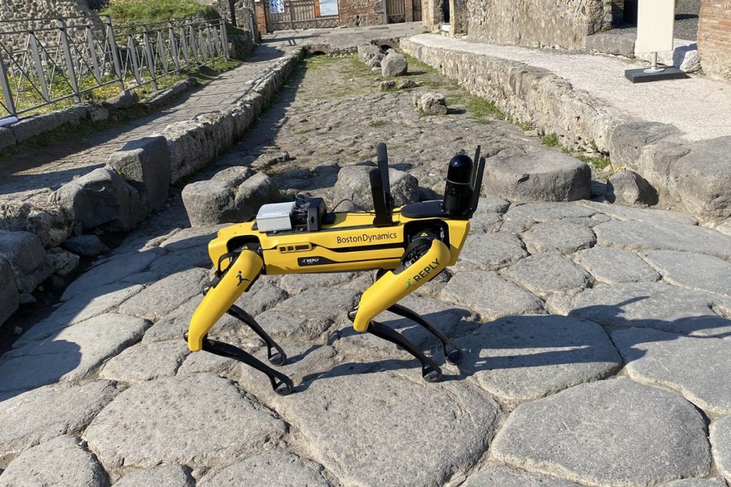 Robô de quatro patas e drone vão proteger ruínas de Pompeia, Tecnologia