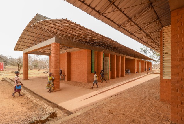 A Villa Opera, em Burkina Fasso, projetada para incluir sala de espetáculos e salas de aulas de música para jovens -