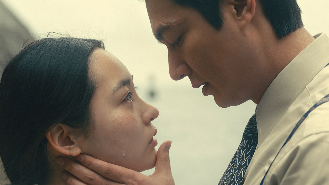 Lee Minho and Minha Kim in ¿Pachinko,¿ premiering March 25, 2022 on Apple TV+