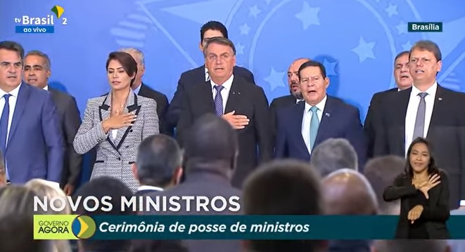 O presidente Jair Bolsonaro participa de cerimônia de despedida de ministros que deixarão cargos para disputar eleições