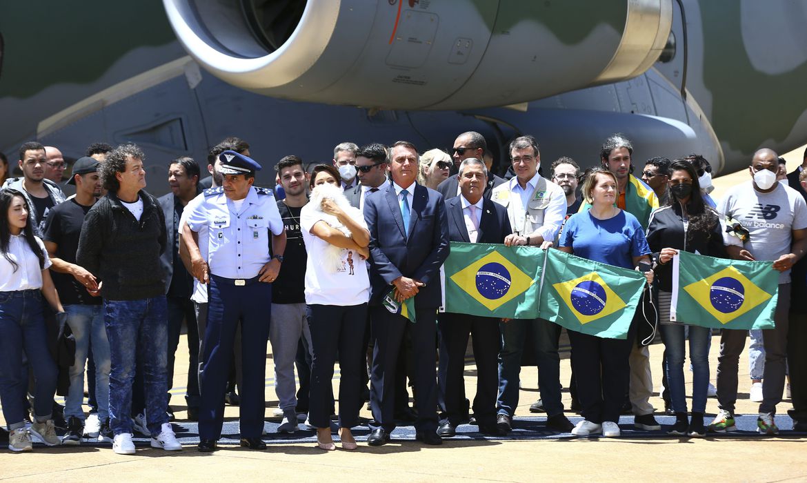 Cerimônia de recepção aos brasileiros e estrangeiros provenientes da Ucrânia,