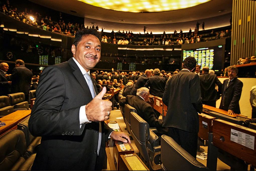 O deputado federal Tiririca agora é correligionário de Bolsonaro -