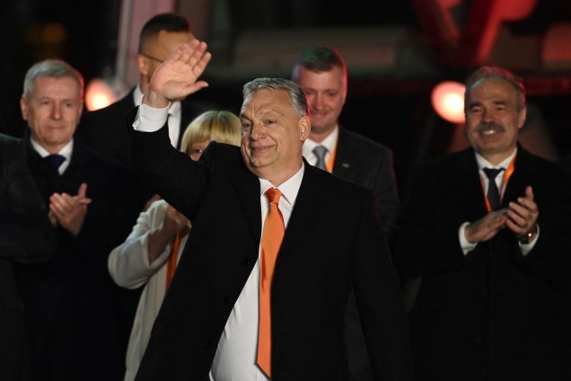 Premiê da Hungria, Viktor Orbán, durante discurso de vitória, em Budapeste -