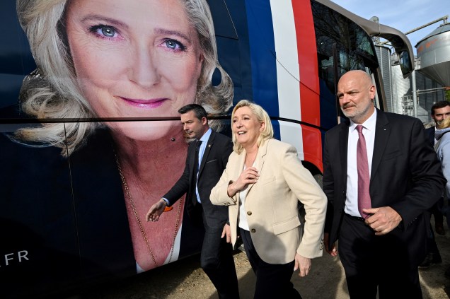 Marine Le Pen, candidata presidencial do partido de extrema-direita francês, Rassemblement National (RN) -