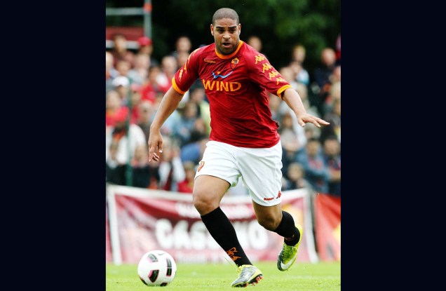 Adriano, jogador do Roma, durante jogo válido pela Liga dos Campeões da Europa, temporada 2010/2011.