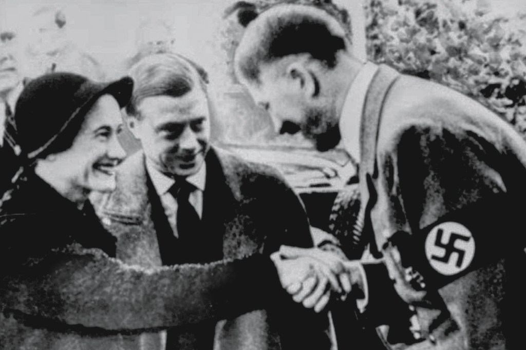 RECEPÇÃO VIP - Os Windsor se encontram com Hitler: pompa e rapapés de parte a parte na visita à Alemanha em 1937 -