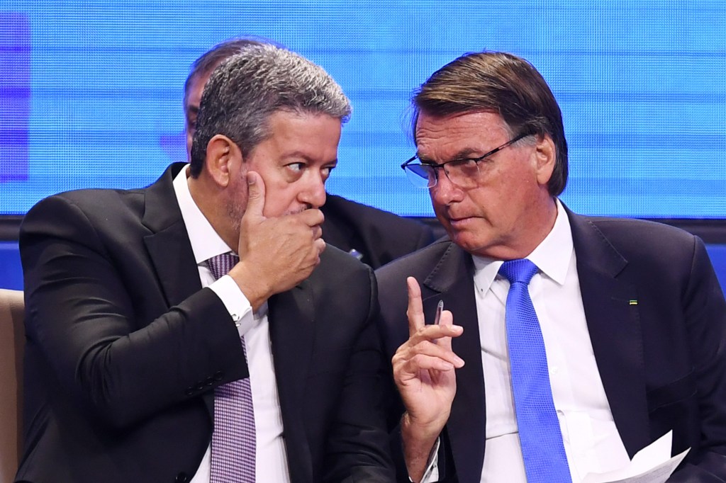 O presidente da Câmara, Arthur Lira (PP-AL) com Jair Bolsonaro