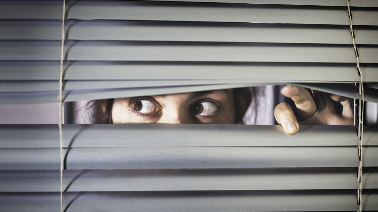 INTIMIDAÇÃO - Medo constante: o perigo ronda as vítimas de stalking -