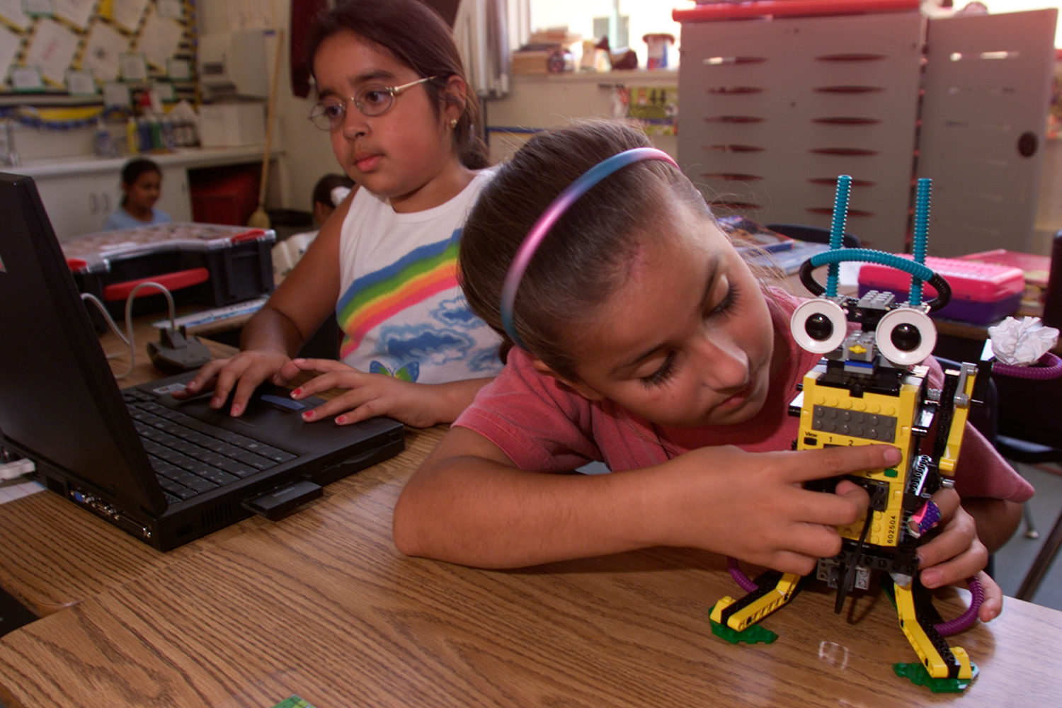 RESULTADOS MENSURÁVEIS - Estudantes de robótica tem melhor desempenho nas tarefas escolares -